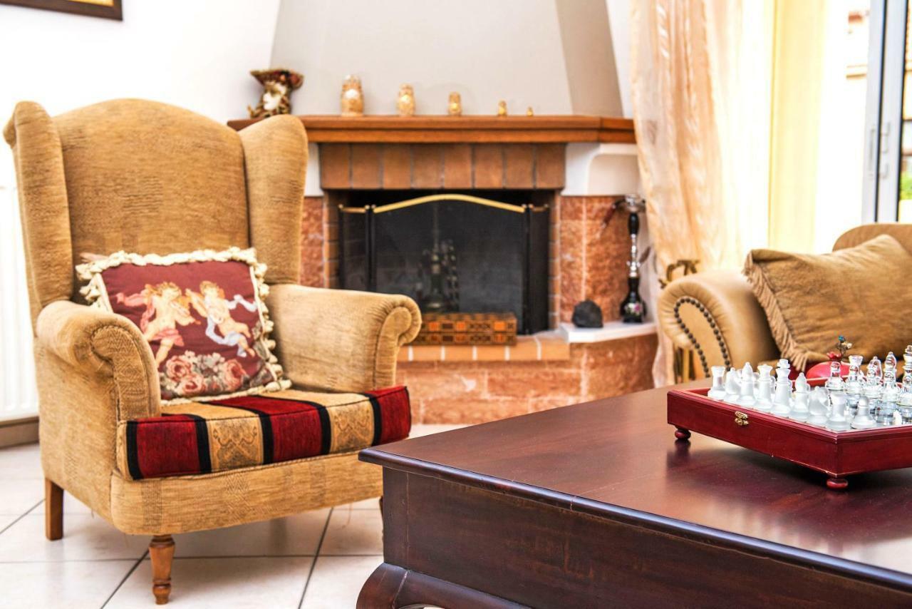 Marelen Apartment Near Chania Center Bagian luar foto